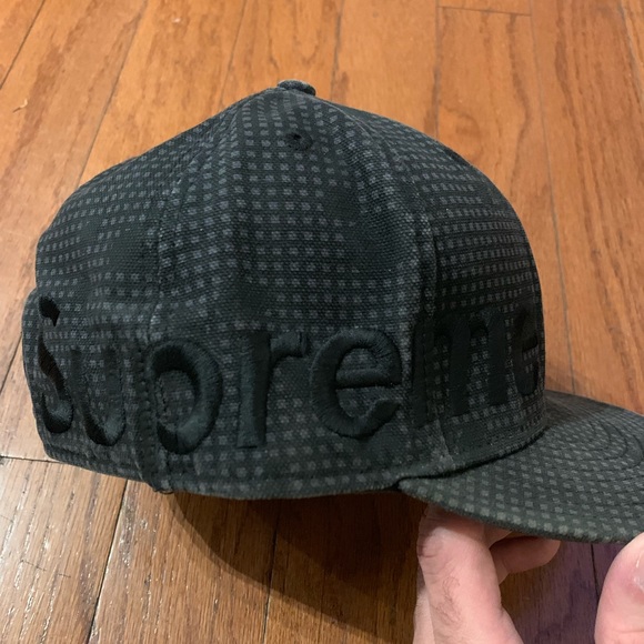 Supreme digi camp fitted 7 1/2 - Picture 4 of 4